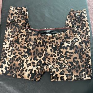 Calvin Klein Performance Leopard Cheetah Capris